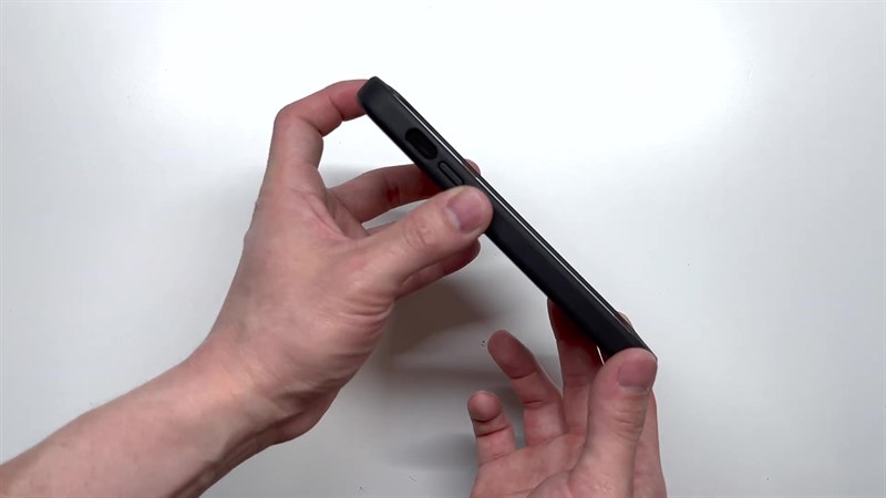 Cạnh bên của OtterGrip Symmetry.