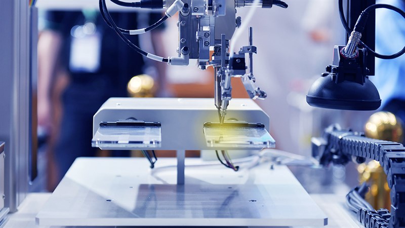 Samsung tăng cường đầu tư vào sản xuất chip và robot