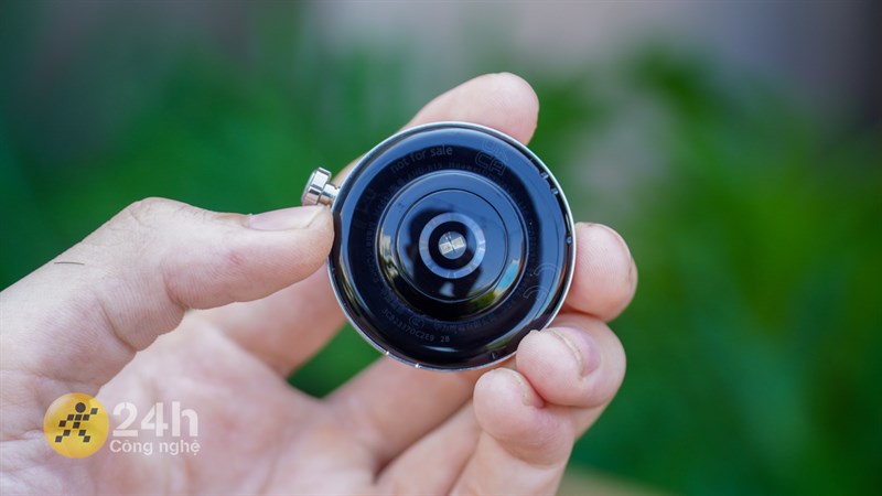 Mặt sau sẽ là nơi tập trung các cảm biến chính của HUAWEI WATCH GT Cyber. Mặt sau sẽ là nơi tập trung các cảm biến chính của HUAWEI WATCH GT Cyber.