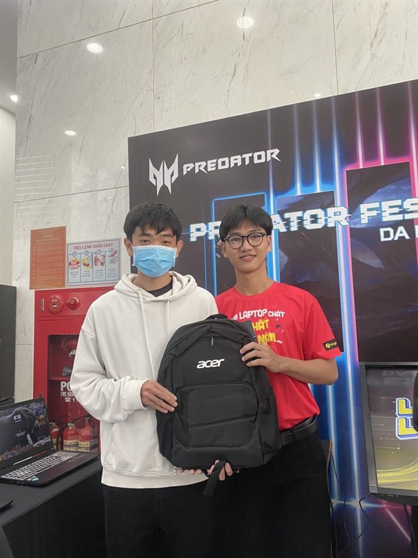 Vẫn không thể thiếu loạt trò chơi hấp dẫn, trên tinh thần 