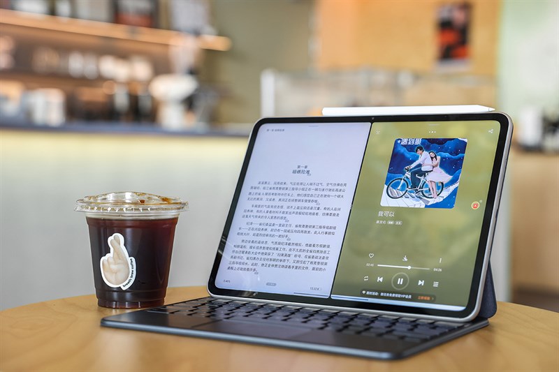 OPPO Pad 2 được trang bị RAM LPDDR5 dung lượng 8 GB hoặc 12 GB cùng bộ nhớ trong UFS 3.1 dung lượng 256 GB hoặc 512 GB.