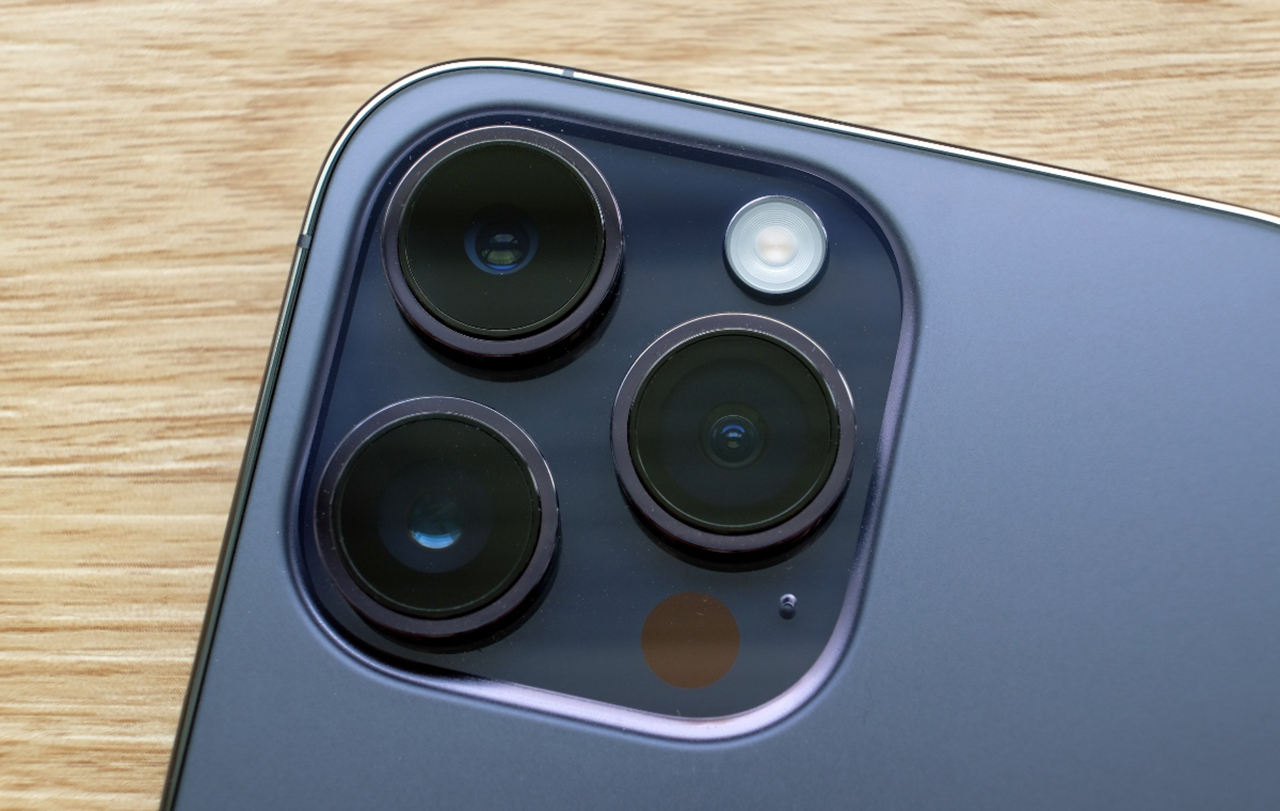 Đánh giá camera iPhone 14 (Plus, Pro, Pro Max): Có thay đổi gì hay ho?