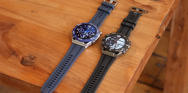 Huawei Watch Ultimate có đến 2 phiên bản màu bạc và đen và đều có chất lượng hoàn thiện rất tốt