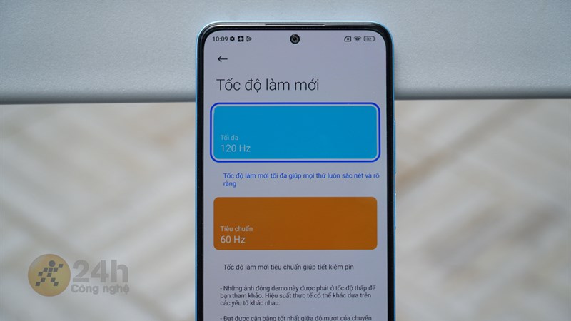 Màn hình của Redmi Note 12 còn có tần số quét 120 Hz.