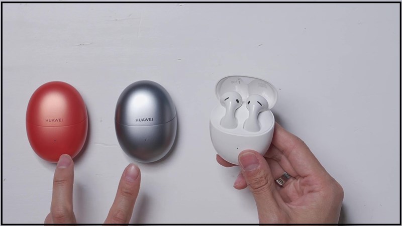 Huawei FreeBuds 5 sử dụng kiến trúc mạch từ kép, giúp độ nhạy tần số thấp tăng 30% so với thế hệ trước.