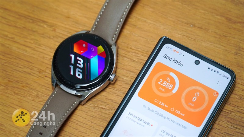 Huawei Watch Buds hỗ trợ nhiều tính năng theo dõi sức khỏe.