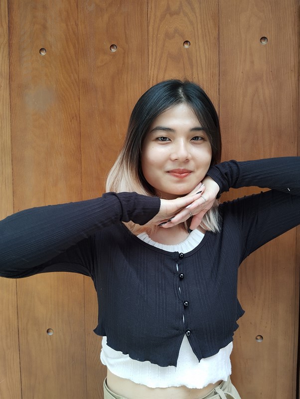 Tuy vậy với chế độ AI không thì màu sắc lại về đúng với những gì mình cần Tuy vậy với chế độ AI không thì màu sắc lại về đúng với những gì mình cần