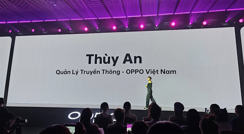 OPPO Find N2 Flip OPPO Find N2 Flip