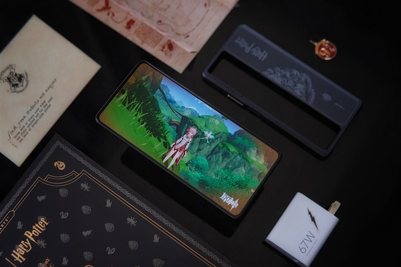 Với Snapdragon 7+ Gen 2 thì Redmi Note 12 Turbo có thể đáp ứng mọi nhu cầu nặng/nhẹ của người dùng