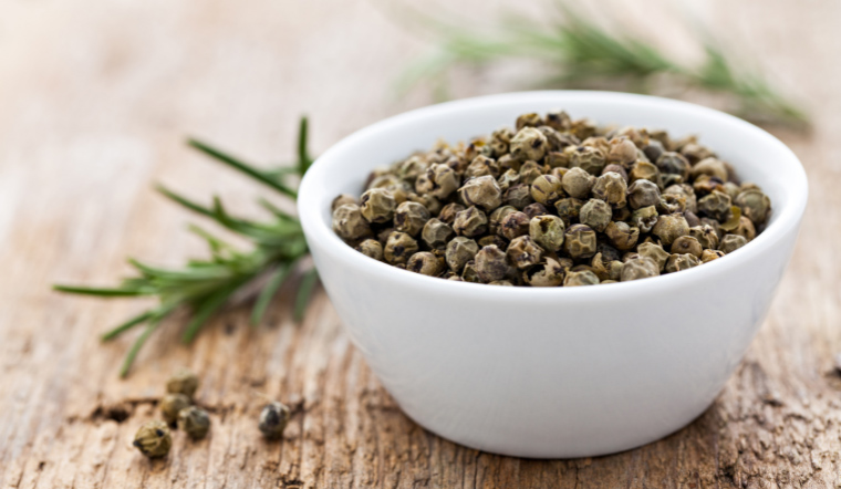 Giá tiêu hôm nay 31/3/2023: Đi ngang trong khoảng 63.500 - 65.500 đồng/kg