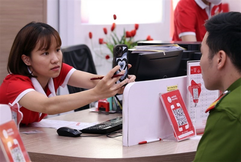 Bạn nên nhanh chóng đến các điểm cung cấp dịch vụ hoặc tải các app của nhà mạng bạn đang sử dụng để chuẩn hoá thông tin Bạn nên nhanh chóng đến các điểm cung cấp dịch vụ hoặc tải các app của nhà mạng bạn đang sử dụng để chuẩn hoá thông tin