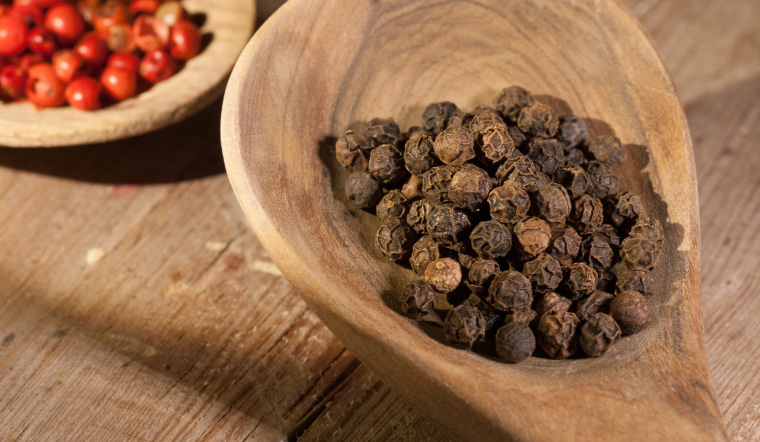 Giá tiêu hôm nay 1/4/2023: Tiếp tục chững lại tại các địa phương