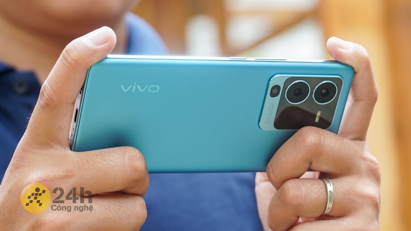 Vivo V25 Pro: Smartphone dưới 15 triệu ‘đặc biệt’