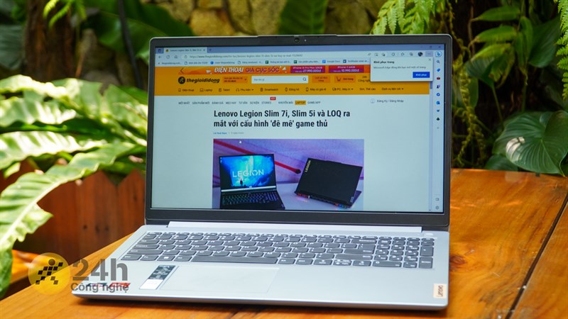 Lenovo IdeaPad 1 15AMN7 mượt mà khi lướt web, mạng xã hội, làm việc với các ứng dụng văn phòng hay xem phim, video trên các nền tảng khác nhau.
