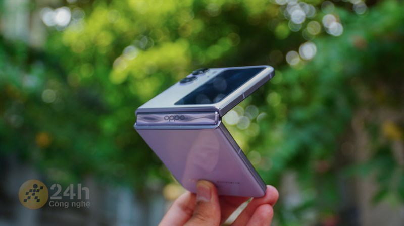 OPPO Find N2 Flip
