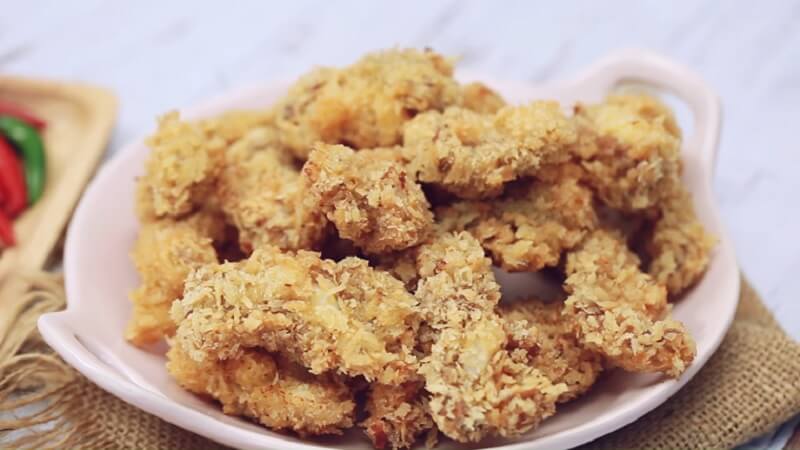 Share how to make crispy fried ribs, delicious and full of flavor