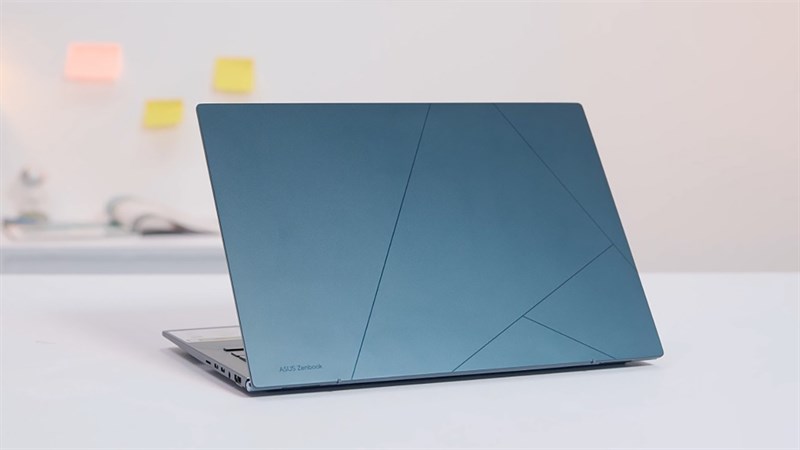 Asus Zenbook khuyến mãi tháng 4, thiết kế mỏng nhẹ sang trọng, gập 360 độ