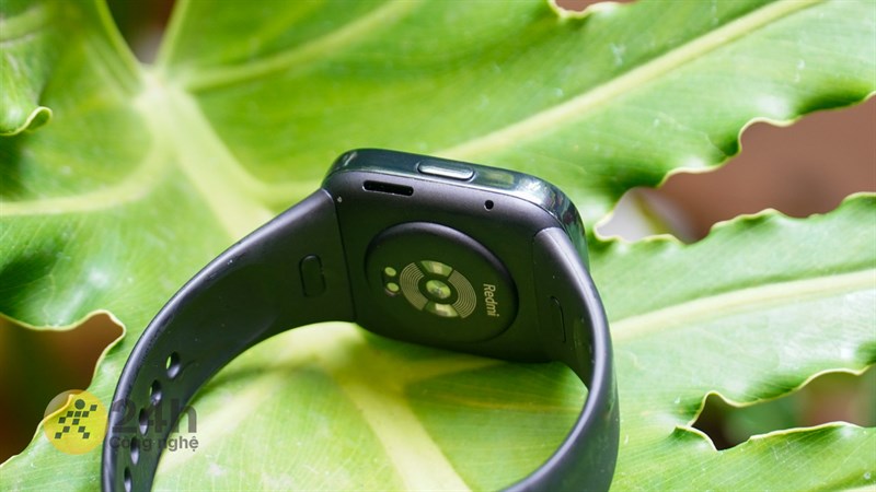 Cạnh phải của Redmi Watch 3.