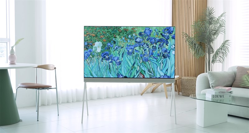 LG Posé có thiết kế tối giản, sang trọng mà cùng chân đế linh hoạt để bạn đặt bất cứ đâu trong ngôi nhà LG Posé có thiết kế tối giản, sang trọng mà cùng chân đế linh hoạt để bạn đặt bất cứ đâu trong ngôi nhà