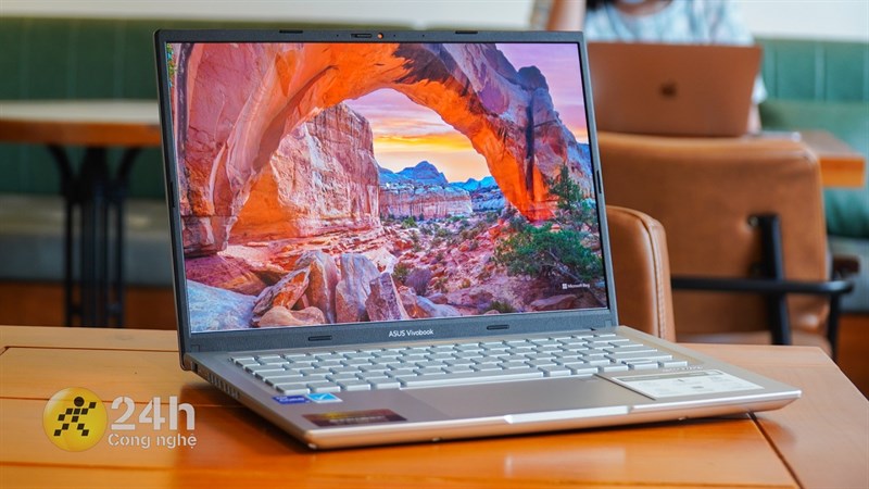 Asus Vivobook 14 X1402ZA i3 (EK249W): Laptop văn phòng đáng mua