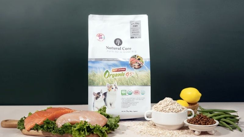 Thức ăn cho mèo Natural Core Multi-Protein Organic 95% gói 1kg