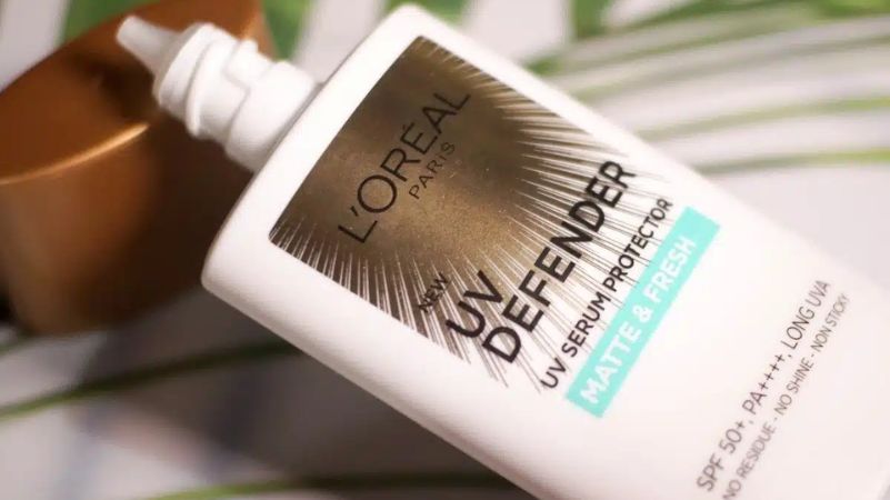 Kem chống nắng L’Oreal Paris UV Defender Matte & Fresh