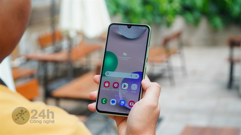 Galaxy A34 5G được trang bị tấm nền Super AMOLED với kích thước 6.6 inch cùng độ phân giải Full HD+. Galaxy A34 5G được trang bị tấm nền Super AMOLED với kích thước 6.6 inch cùng độ phân giải Full HD+.