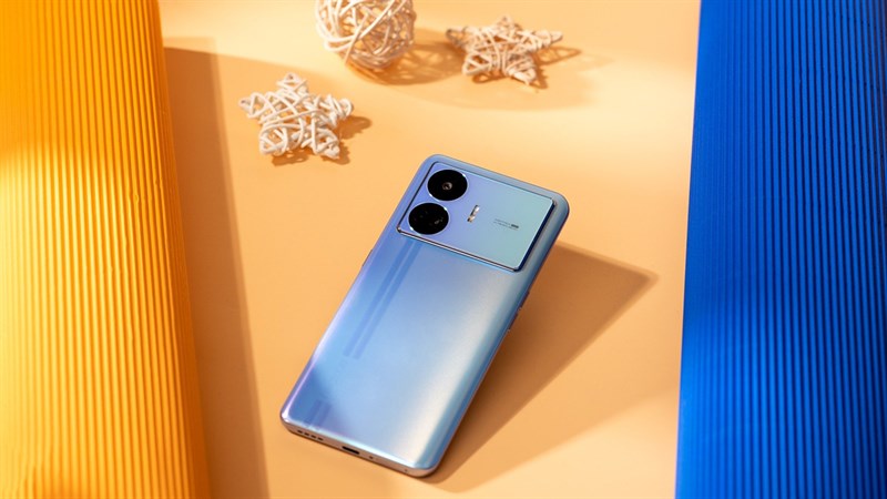 realme GT Neo5 SE còn được cung cấp dung lượng pin lớn 5.500 mAh và sạc nhanh 100 W realme GT Neo5 SE còn được cung cấp dung lượng pin lớn 5.500 mAh và sạc nhanh 100 W