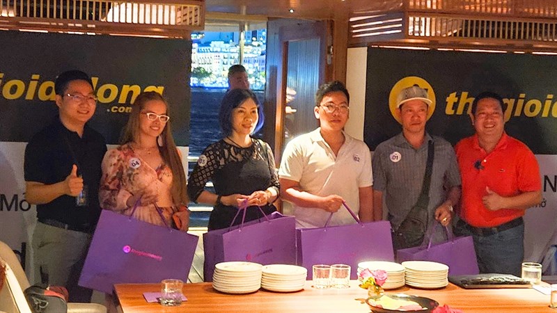 Toàn cảnh sự kiện giao OPPO Find N2 Flip