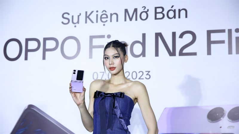 Toàn cảnh sự kiện giao OPPO Find N2 Flip 