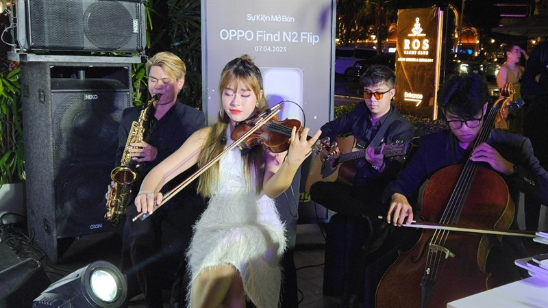 Toàn cảnh sự kiện giao OPPO Find N2 Flip