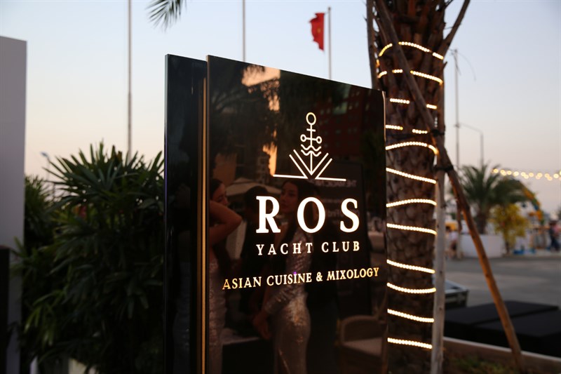 Toàn cảnh sự kiện giao OPPO Find N2 Flip 