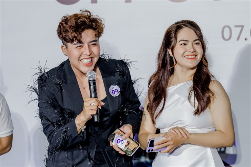 Toàn cảnh sự kiện giao OPPO Find N2 Flip