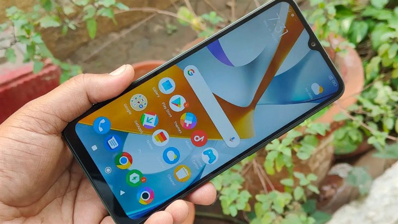 POCO C55 được trang bị màn hình giọt nước cùng khả năng hiển thị khá tốt POCO C55 được trang bị màn hình giọt nước cùng khả năng hiển thị khá tốt