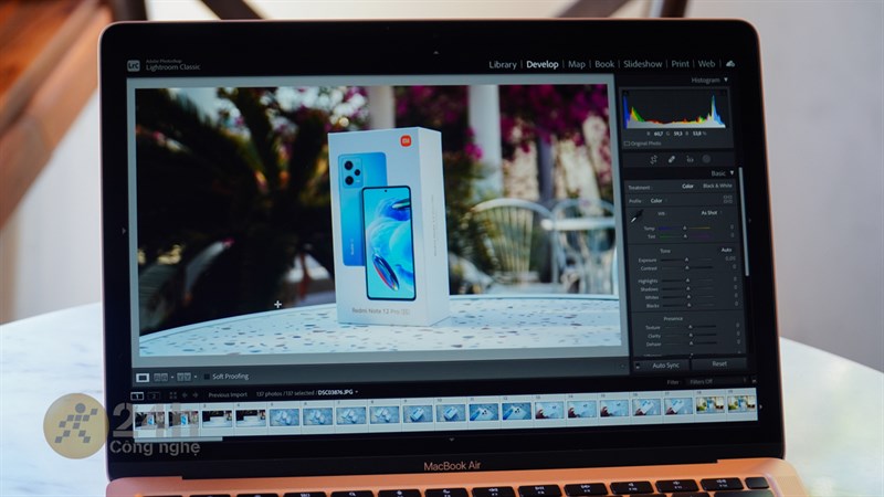 Khi sử dụng MacBook Air M1 cho tác vụ chỉnh sửa hình ảnh bằng Lightroom thì mình nhận thấy máy có nóng lên.