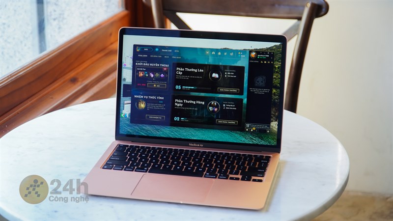 Mình cũng sử dụng MacBook Air M1 cho việc chơi game.