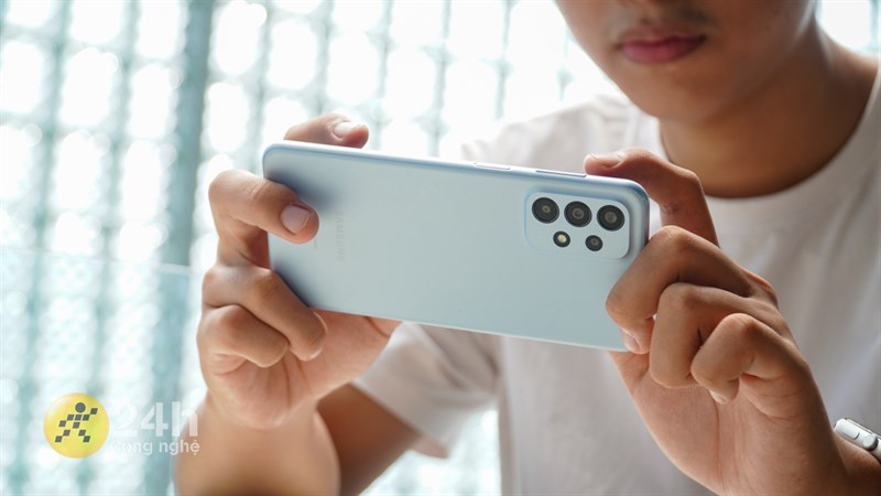 Samsung Galaxy A23 5G: Điện thoại Snapdragon dưới 7 triệu! Samsung Galaxy A23 5G: Điện thoại Snapdragon dưới 7 triệu!