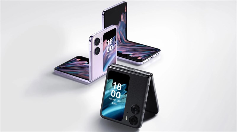 Điện thoại gập chính là hot trend.