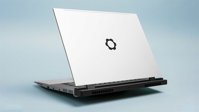 Framework Laptop 16 có thiết kế tổng thể khá hầm hố như laptop gaming
