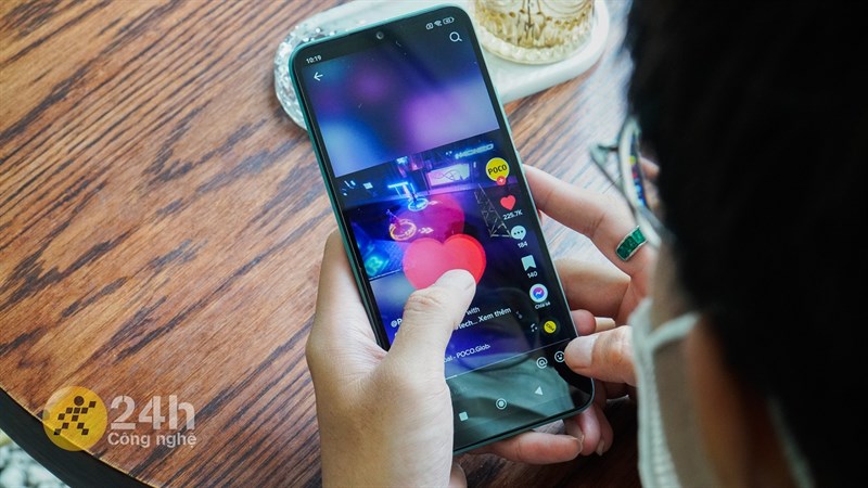 Dòng Redmi thường, còn có một phiên bản cao cấp hơn tên gọi là Redmi K Dòng Redmi thường, còn có một phiên bản cao cấp hơn tên gọi là Redmi K