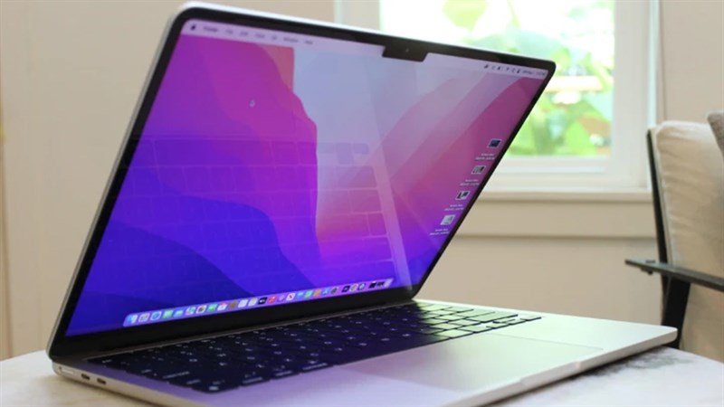 MacBook Air 15 inch được phát hiện trên nhật ký nhà phát triển