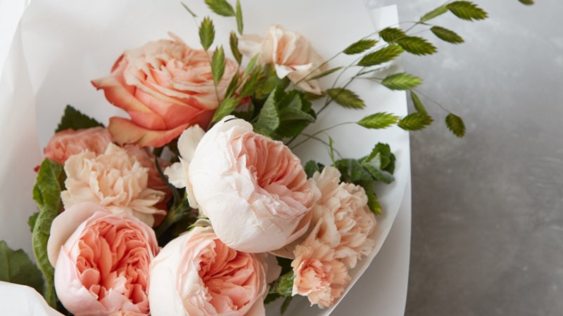 Blush pink peony bouquet