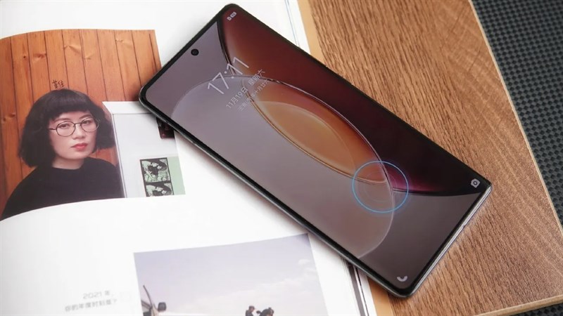 Mình nghĩ rằng chip Snapdragon 8 Gen 3 sẽ là sự lựa chọn thích hợp hơn cho Vivo X100 Pro+
