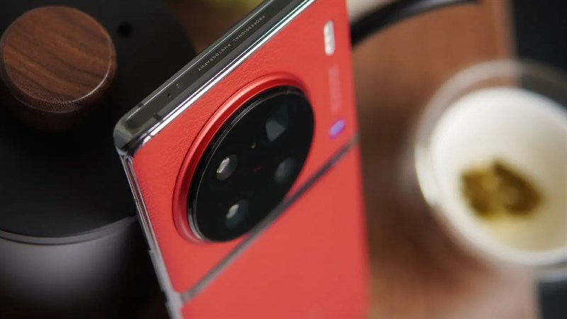 Vivo X100 Pro+ sẽ được trang bị kính tiềm vọng và khả năng điều chỉnh khẩu độ giúp chụp đêm tốt hơn