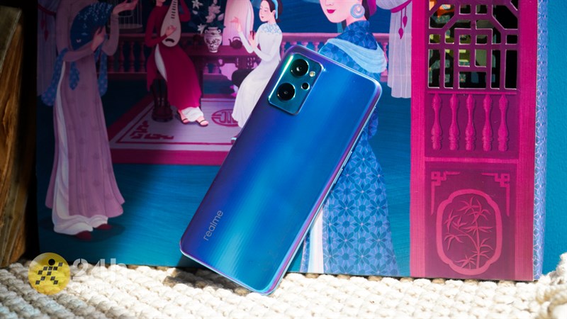 Thiết kế bắt mắt của realme 9i. Thiết kế bắt mắt của realme 9i.
