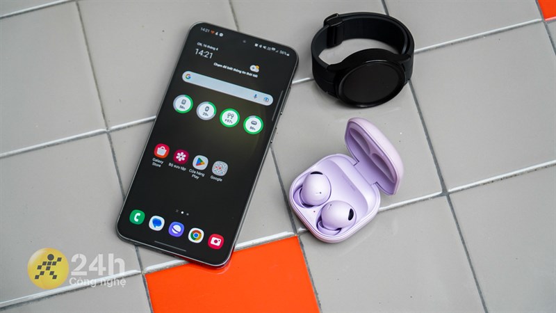 Muôn vàn kiểu ăn chơi mà vẫn sống heo-thì cùng Galaxy Watch5 Series và Galaxy Buds2 Pro Muôn vàn kiểu ăn chơi mà vẫn sống heo-thì cùng Galaxy Watch5 Series và Galaxy Buds2 Pro