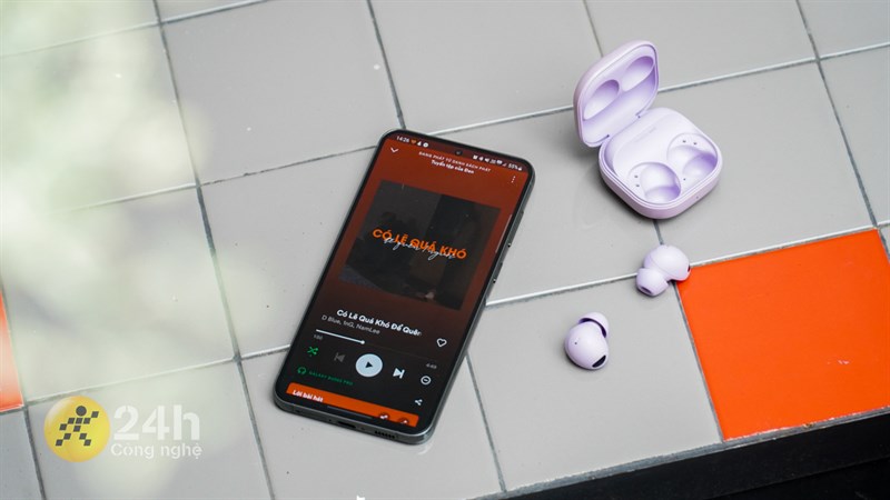 Muôn vàn kiểu ăn chơi mà vẫn sống heo-thì cùng Galaxy Watch5 Series và Galaxy Buds2 Pro Muôn vàn kiểu ăn chơi mà vẫn sống heo-thì cùng Galaxy Watch5 Series và Galaxy Buds2 Pro