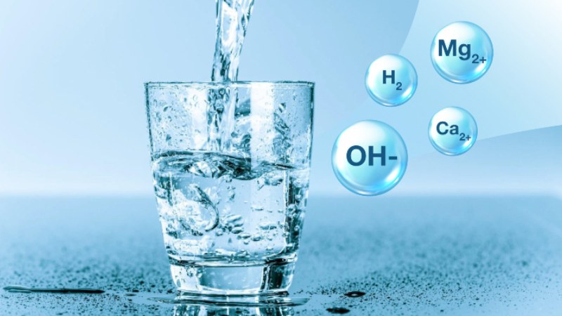 What is alkaline ionized water? The effect of alkaline ionized water