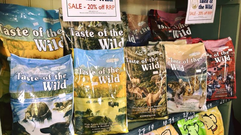 Một số câu hỏi thường gặp về thức ăn hạt cho chó Taste of the Wild