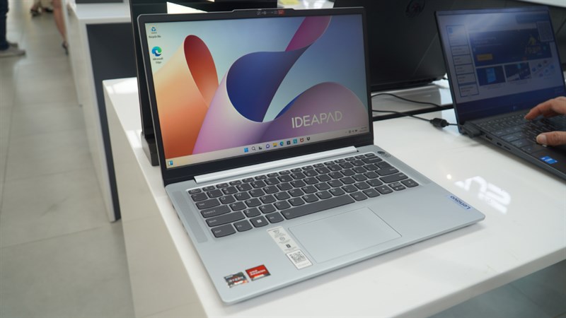 Toàn cảnh sự kiện mở bán Laptop Lenovo IdeaPad Slim 5 Light